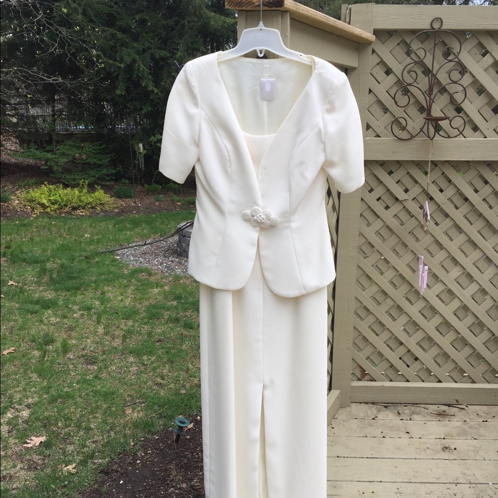 Off White Gown with Jacket. Size medium